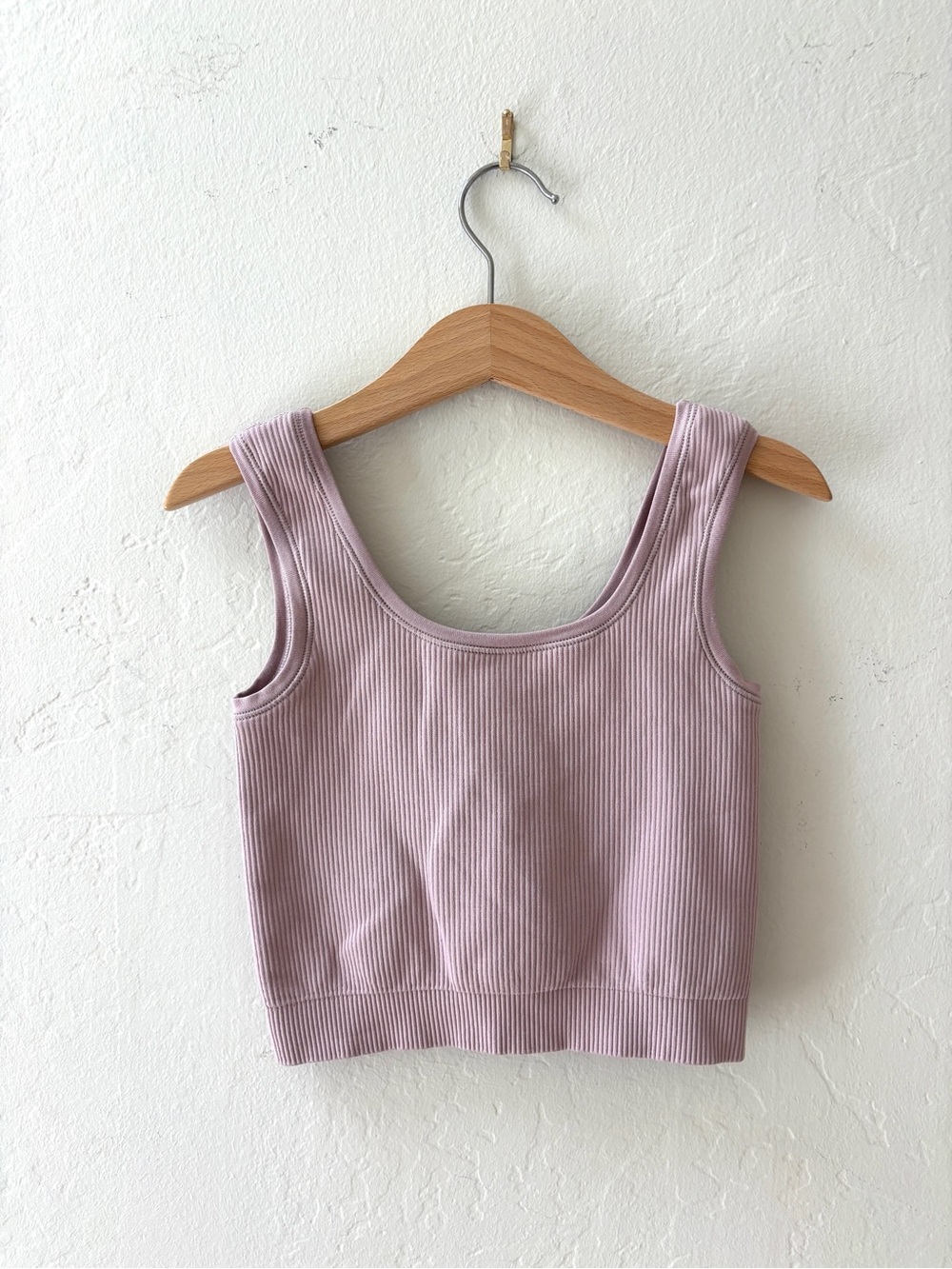 Athleta Girls Size Small 7 Ribbed Scoop Neck Crop Tank - Dusty Mauve